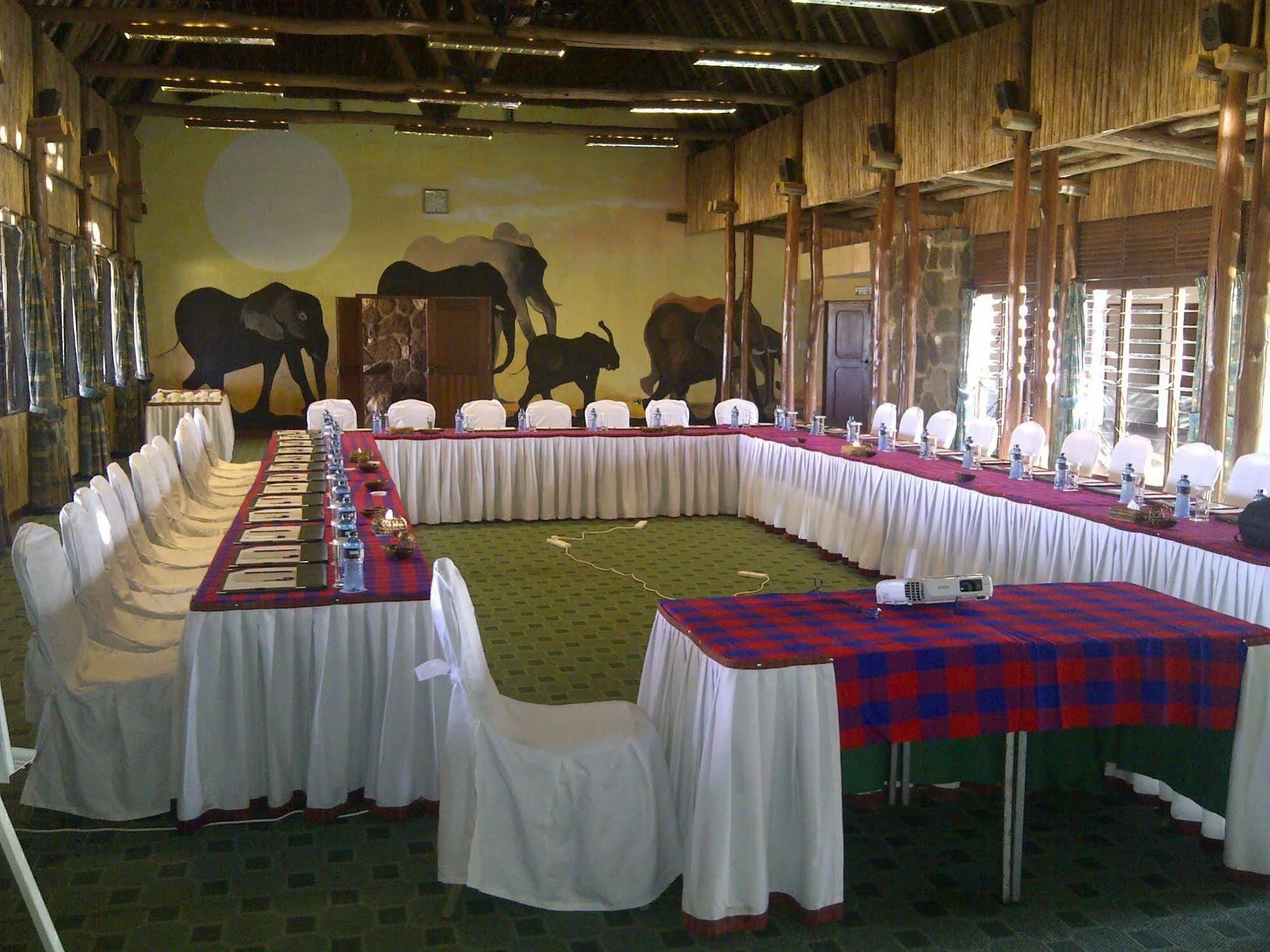 Kilaguni Serena Safari Lodge Tsavo Zewnętrze zdjęcie