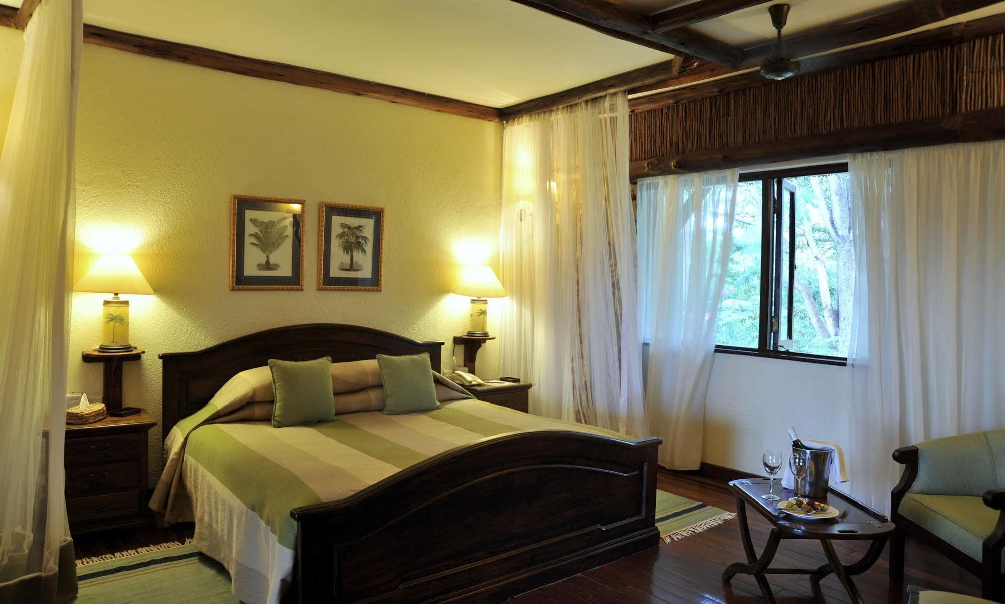 Kilaguni Serena Safari Lodge Tsavo Zewnętrze zdjęcie